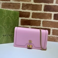 Gucci Wallets & Purse